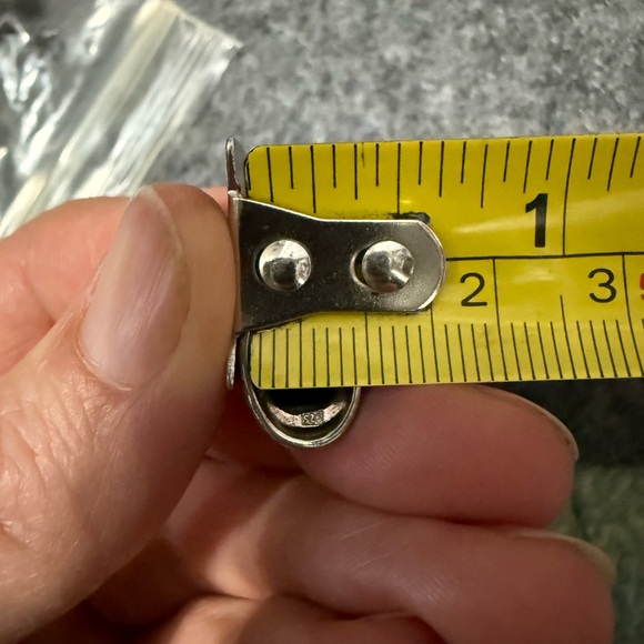 Green amber mini pendant - Picture 4 of 4